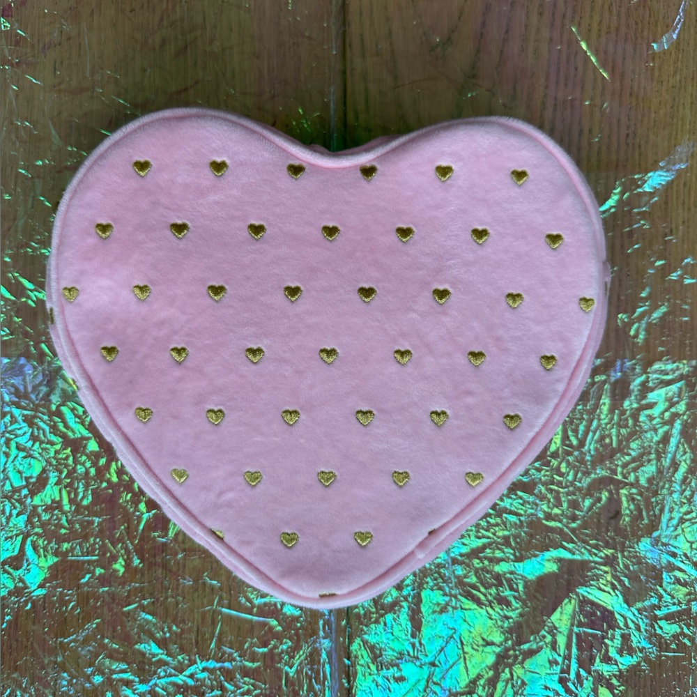 🆕 Stoney Clover Lane Embroidered Gold Hearts on Light Pink Velvet Heart Pouch